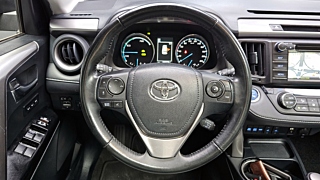 TOYOTA RAV4 2017