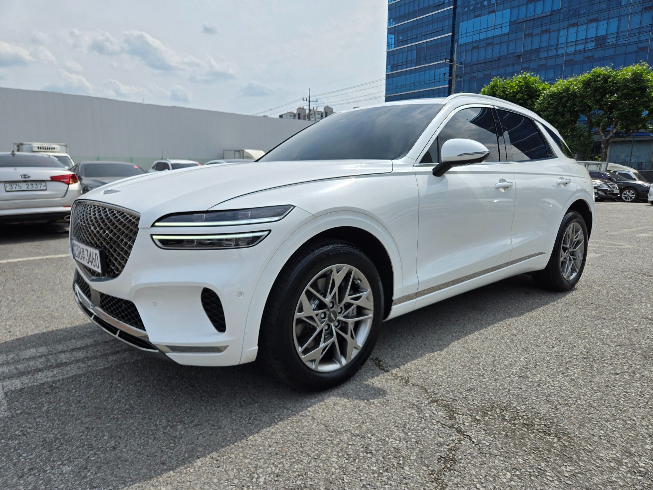 GENESIS GV70 2024