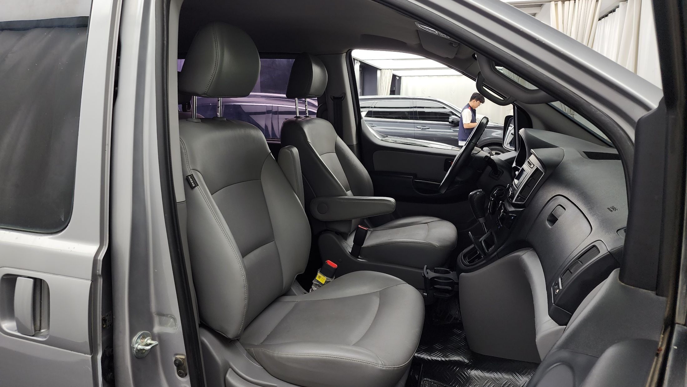 HYUNDAI STAREX GRAND 2021