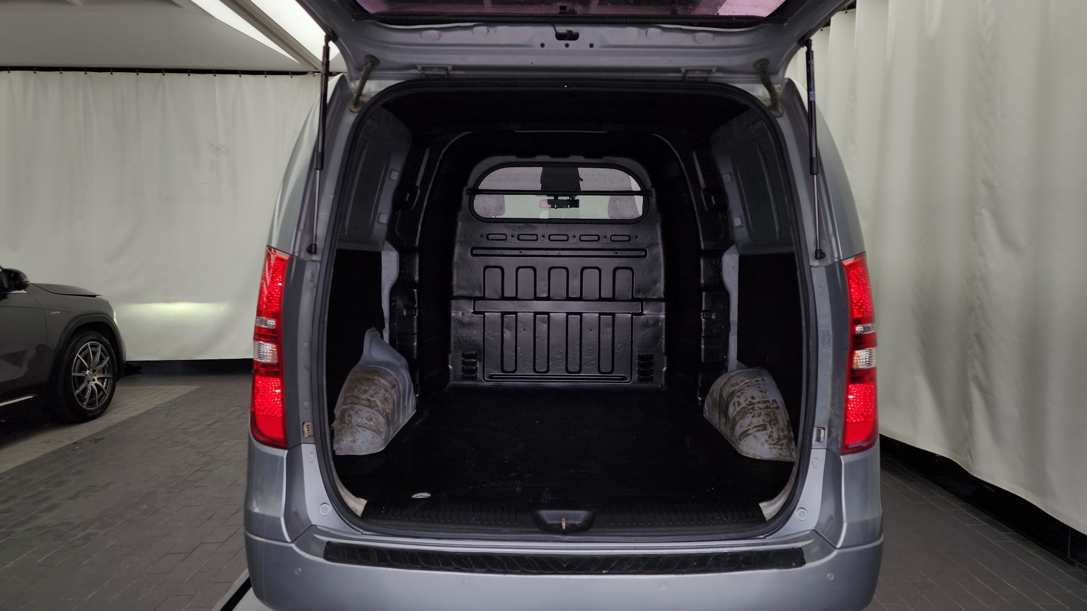 HYUNDAI STAREX GRAND 2021