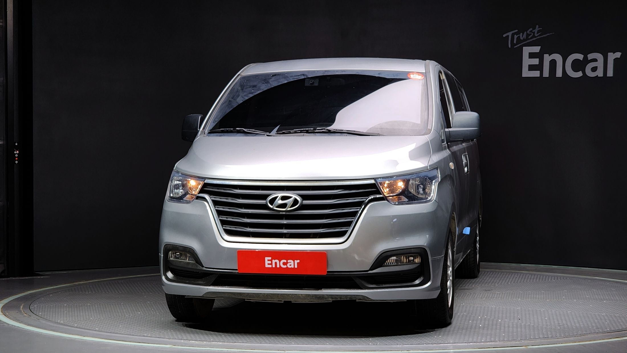 HYUNDAI STAREX GRAND 2021