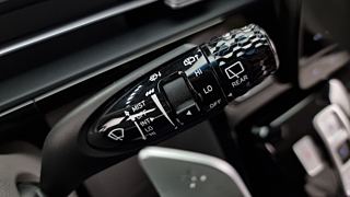 HYUNDAI STARIA 2023