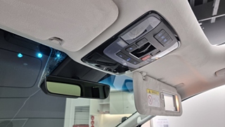 HYUNDAI STARIA 2023