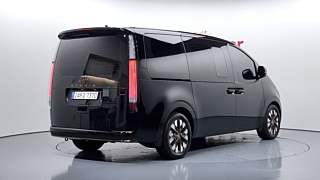HYUNDAI STARIA 2023