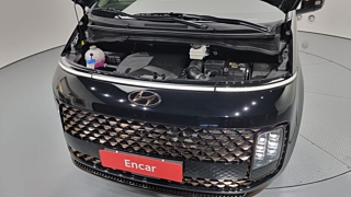 HYUNDAI STARIA 2023