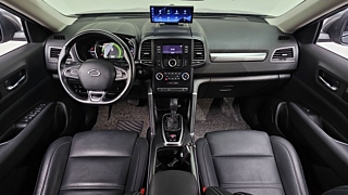 SAMSUNG QM6 2022