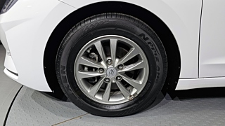 HYUNDAI AVANTE AD 2019