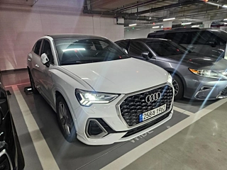 AUDI Q3 F3 2022