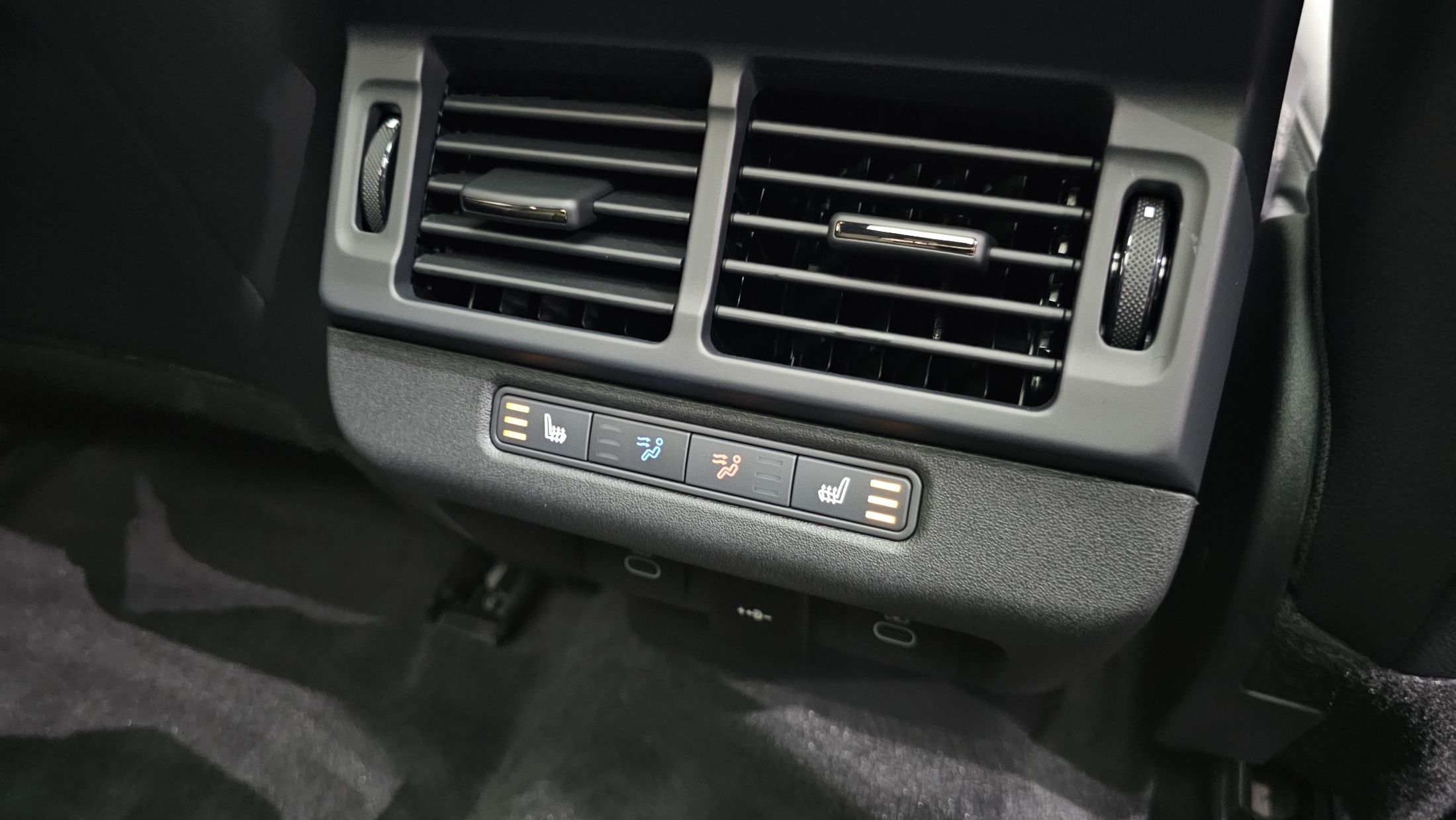 LAND ROVER RANGE ROVER EVOQUE 2025