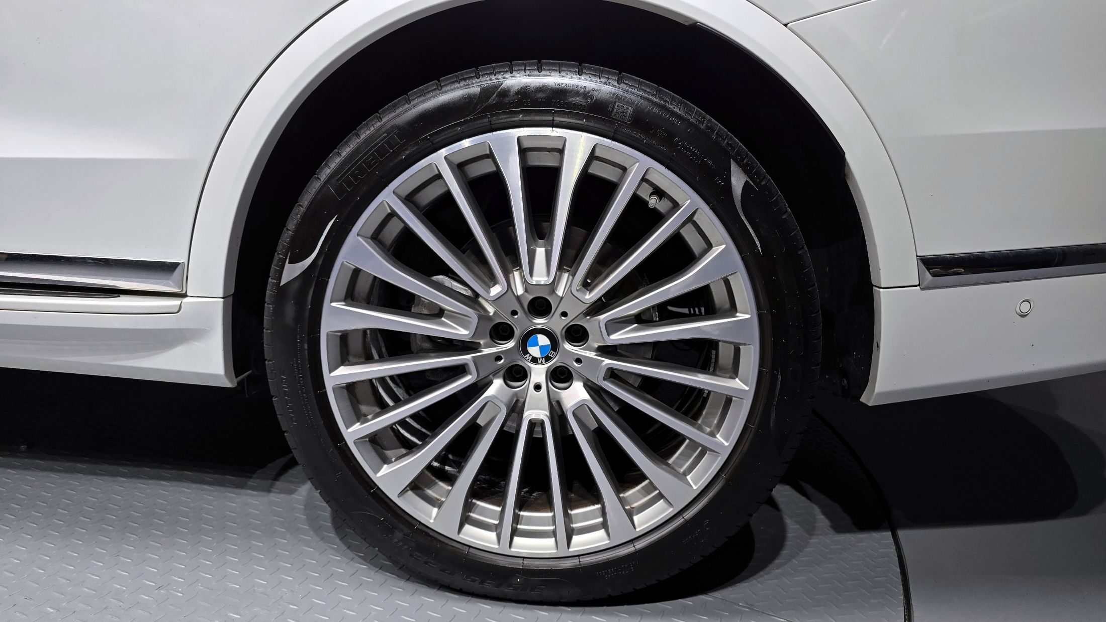 BMW X7 G07 2022