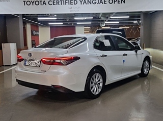 TOYOTA CAMRY XV70 2023