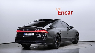AUDI A7 4K 2021