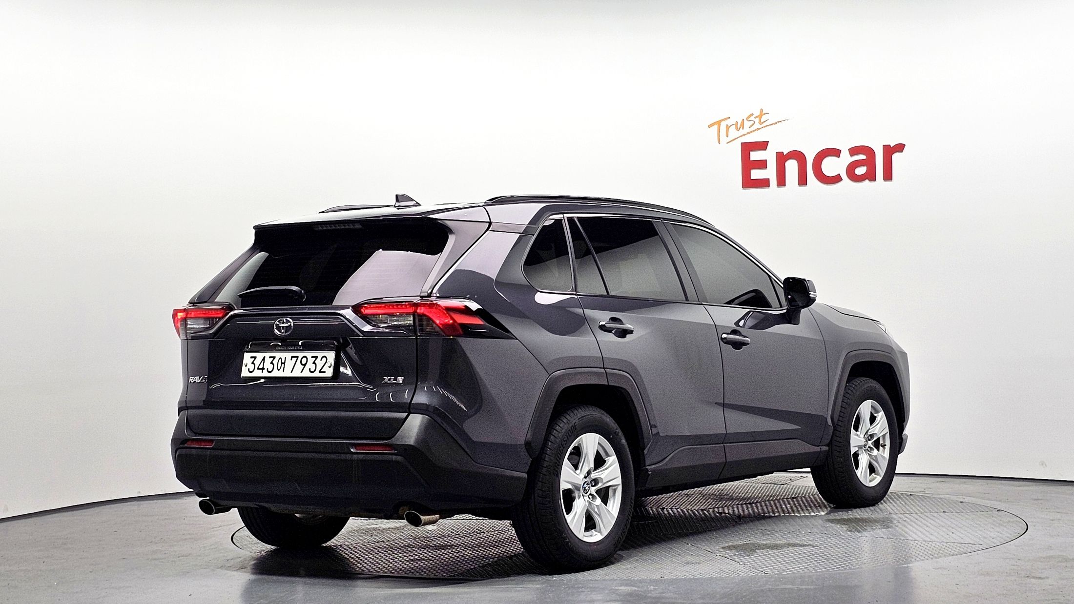 TOYOTA RAV4 2019