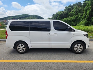 HYUNDAI STAREX GRAND 2018