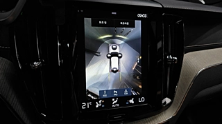 VOLVO XC60 2019