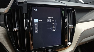 VOLVO XC60 2019