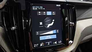 VOLVO XC60 2019