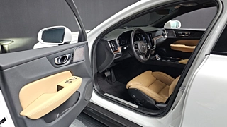 VOLVO V60 CROSS COUNTRY 2023