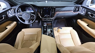 VOLVO V60 CROSS COUNTRY 2023