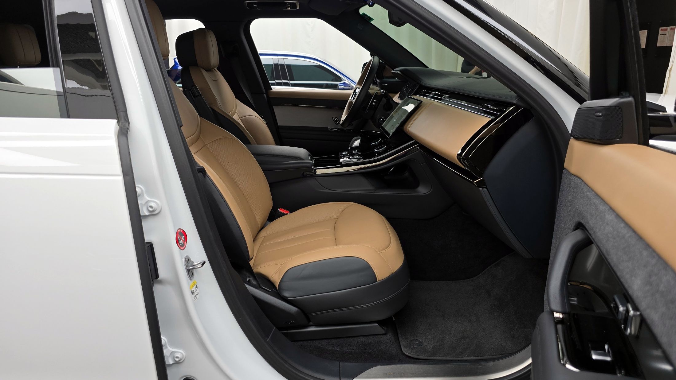 LAND ROVER RANGE ROVER SPORT 2023
