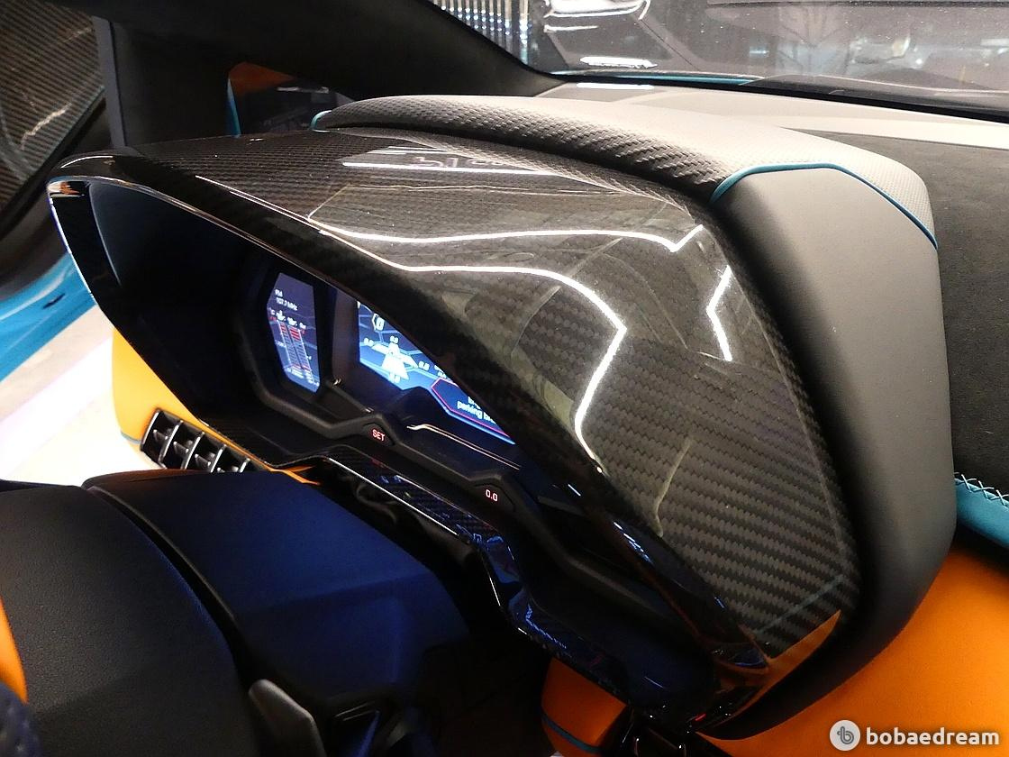LAMBORGHINI AVENTADOR 2020