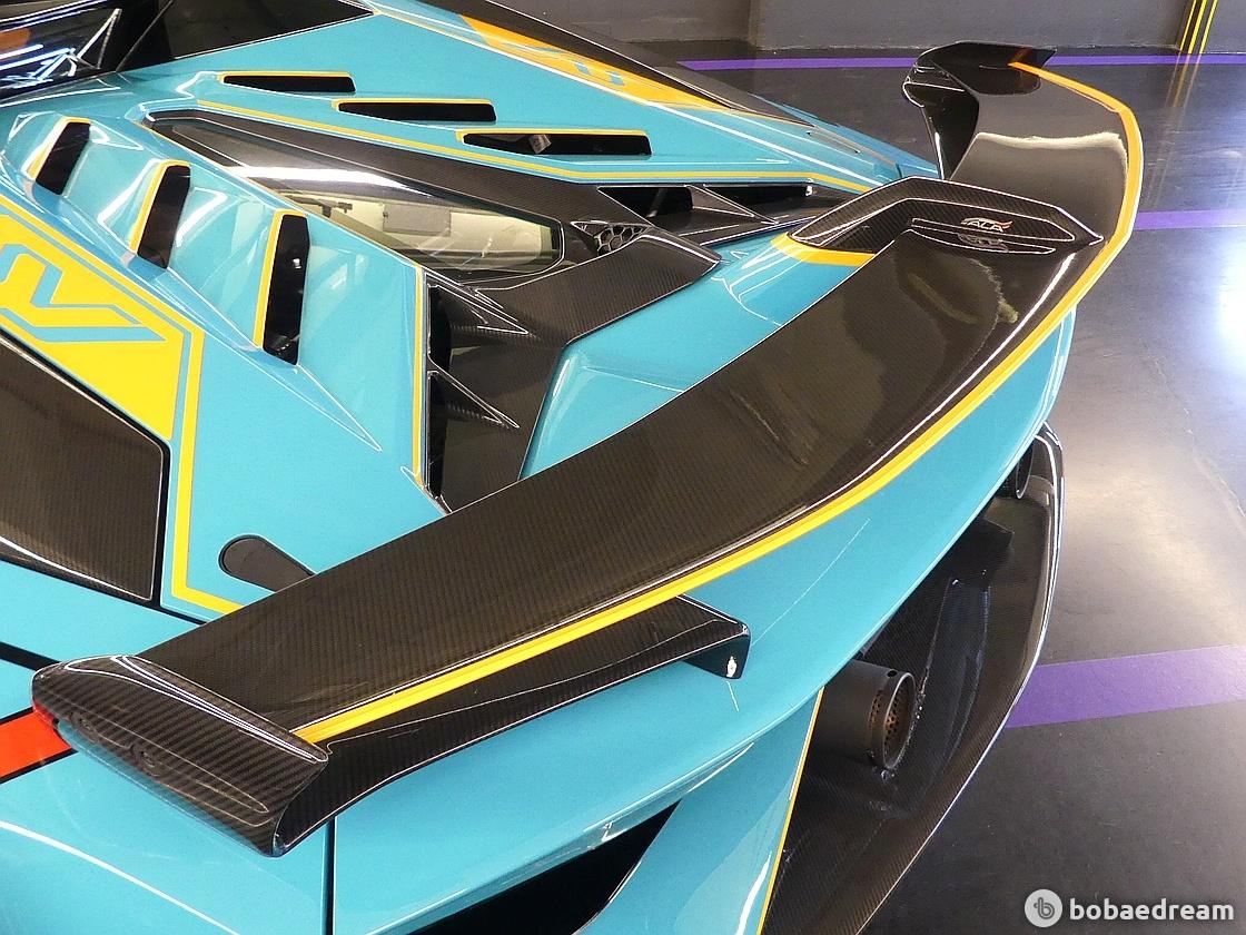 LAMBORGHINI AVENTADOR 2020