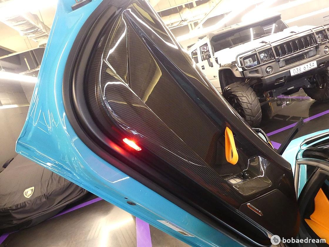 LAMBORGHINI AVENTADOR 2020