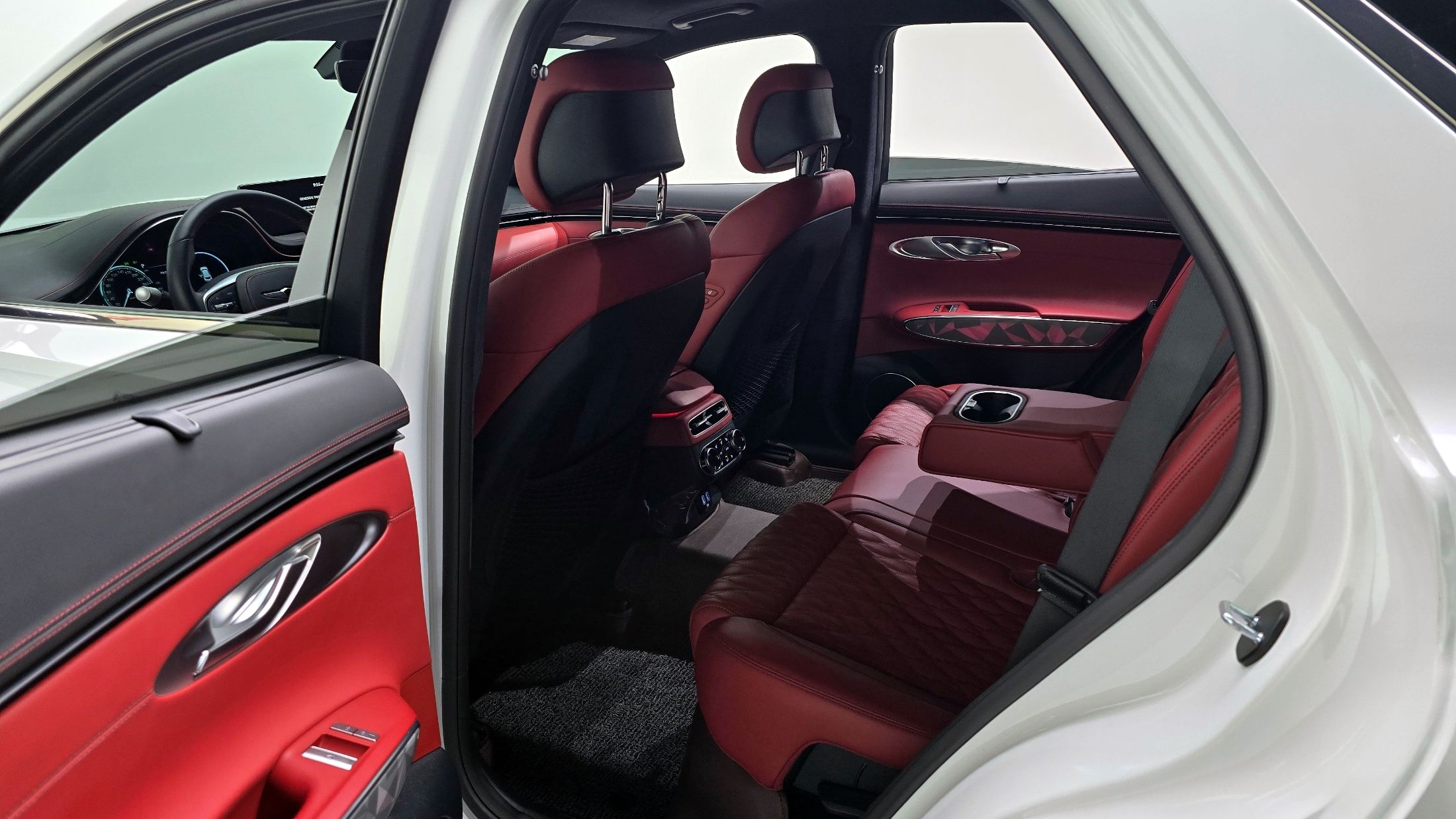 GENESIS GV70 2023