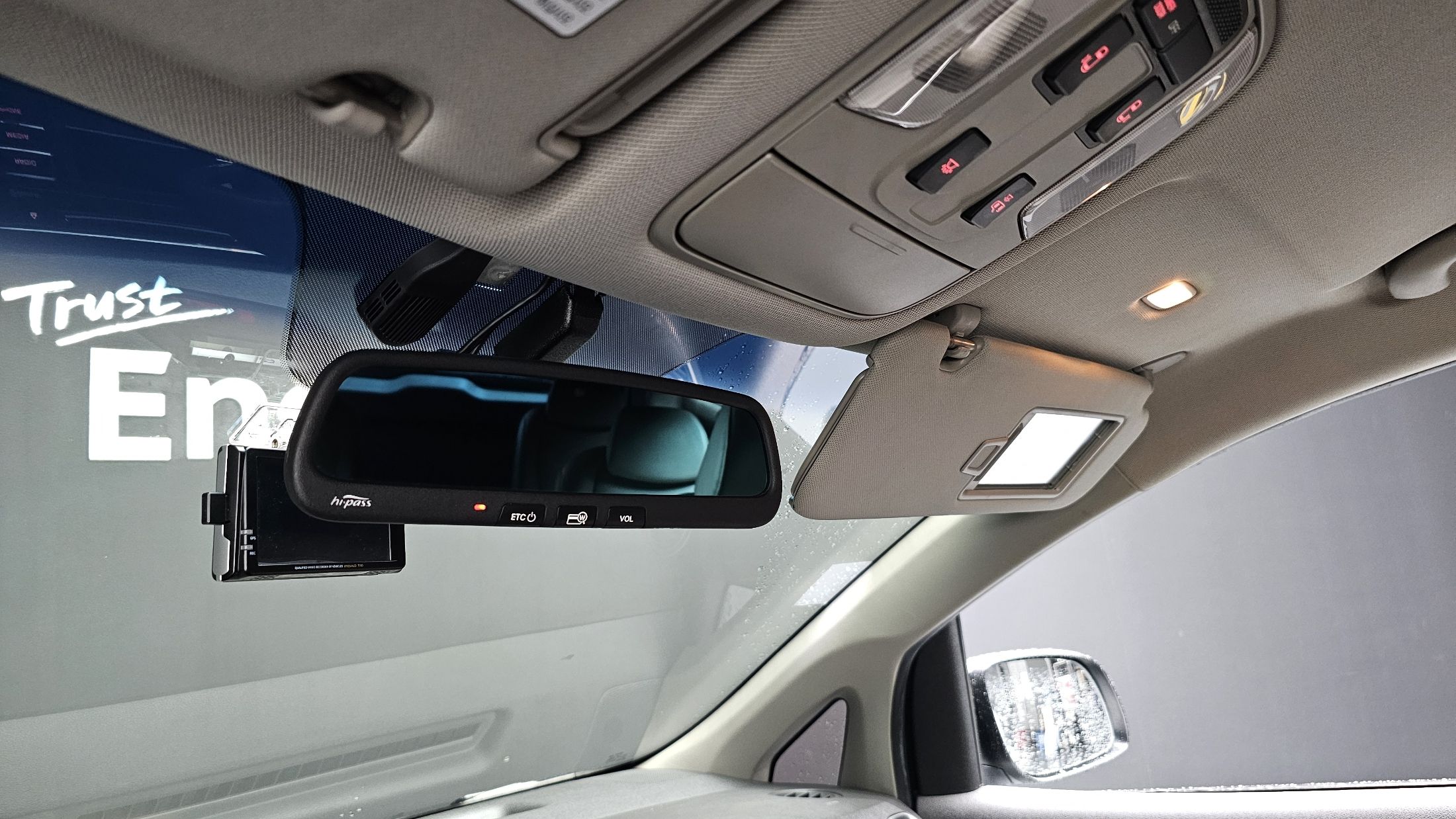 KIA CARNIVAL 2015