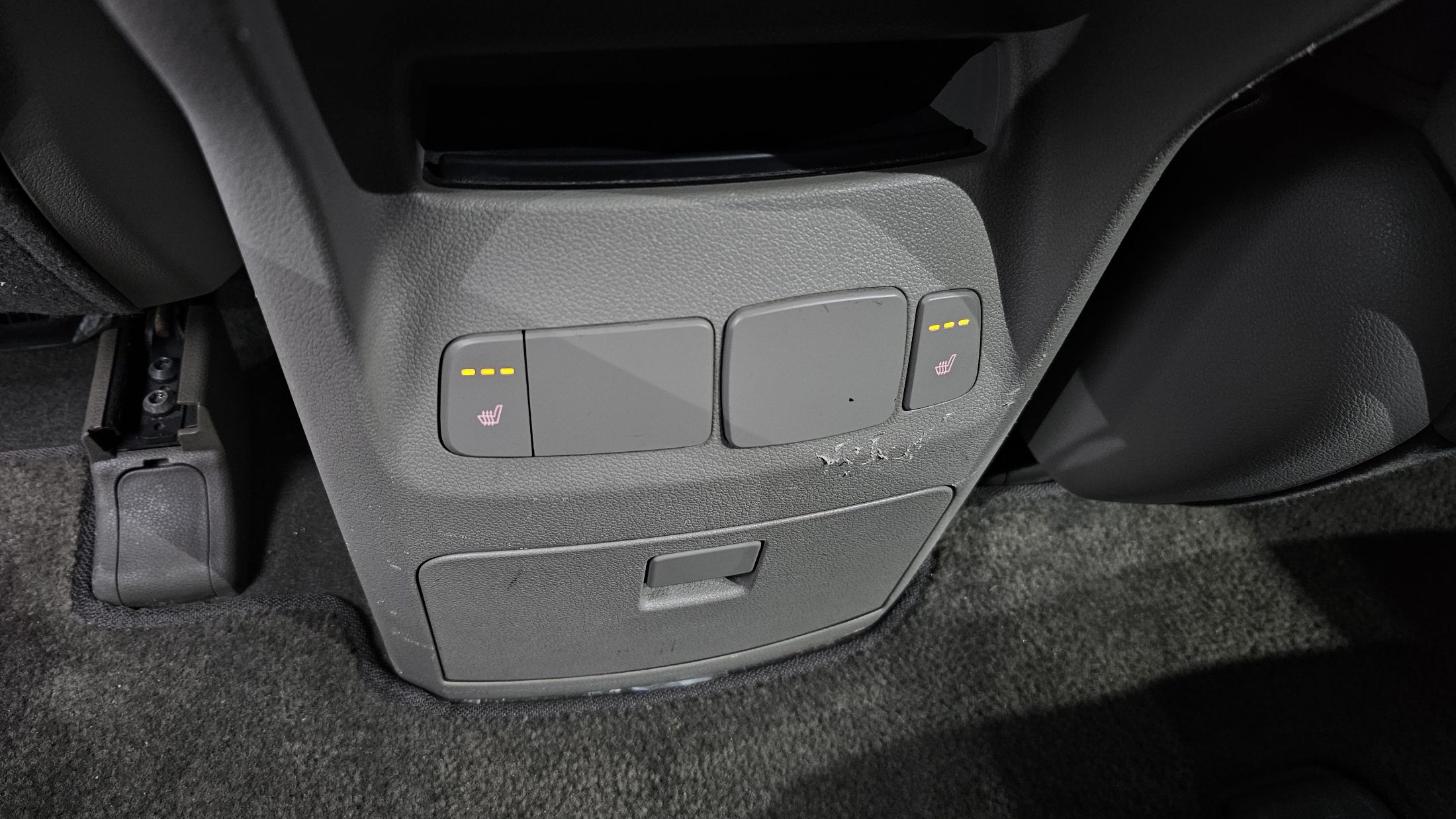 KIA CARNIVAL 2015