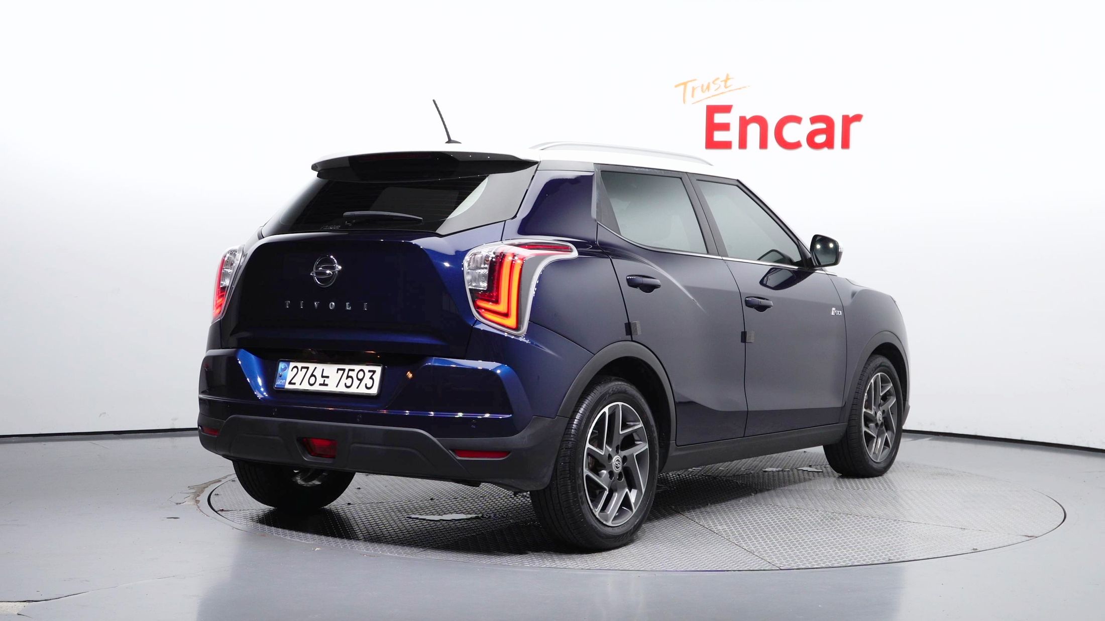 SSANGYONG TIVOLI VERY NEW 2021