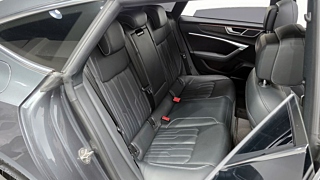 AUDI A7 4K 2020