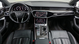 AUDI A7 4K 2020