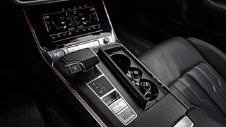 AUDI A7 4K 2020