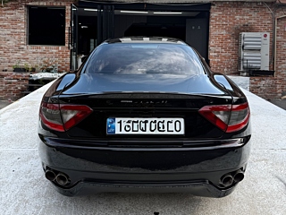 MASERATI GRANTURISMO 2012