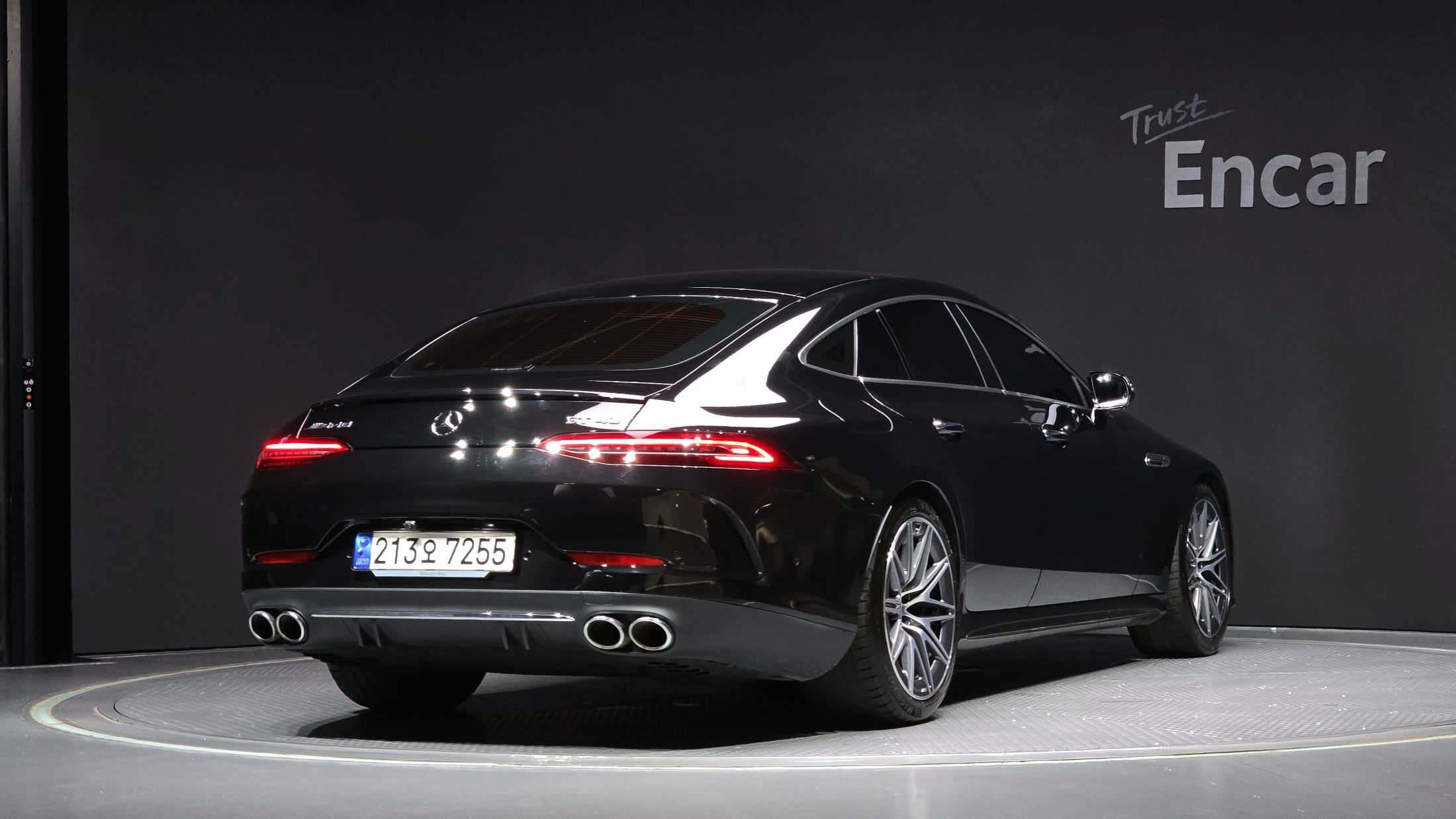 MERCEDES BENZ AMG GT 2023