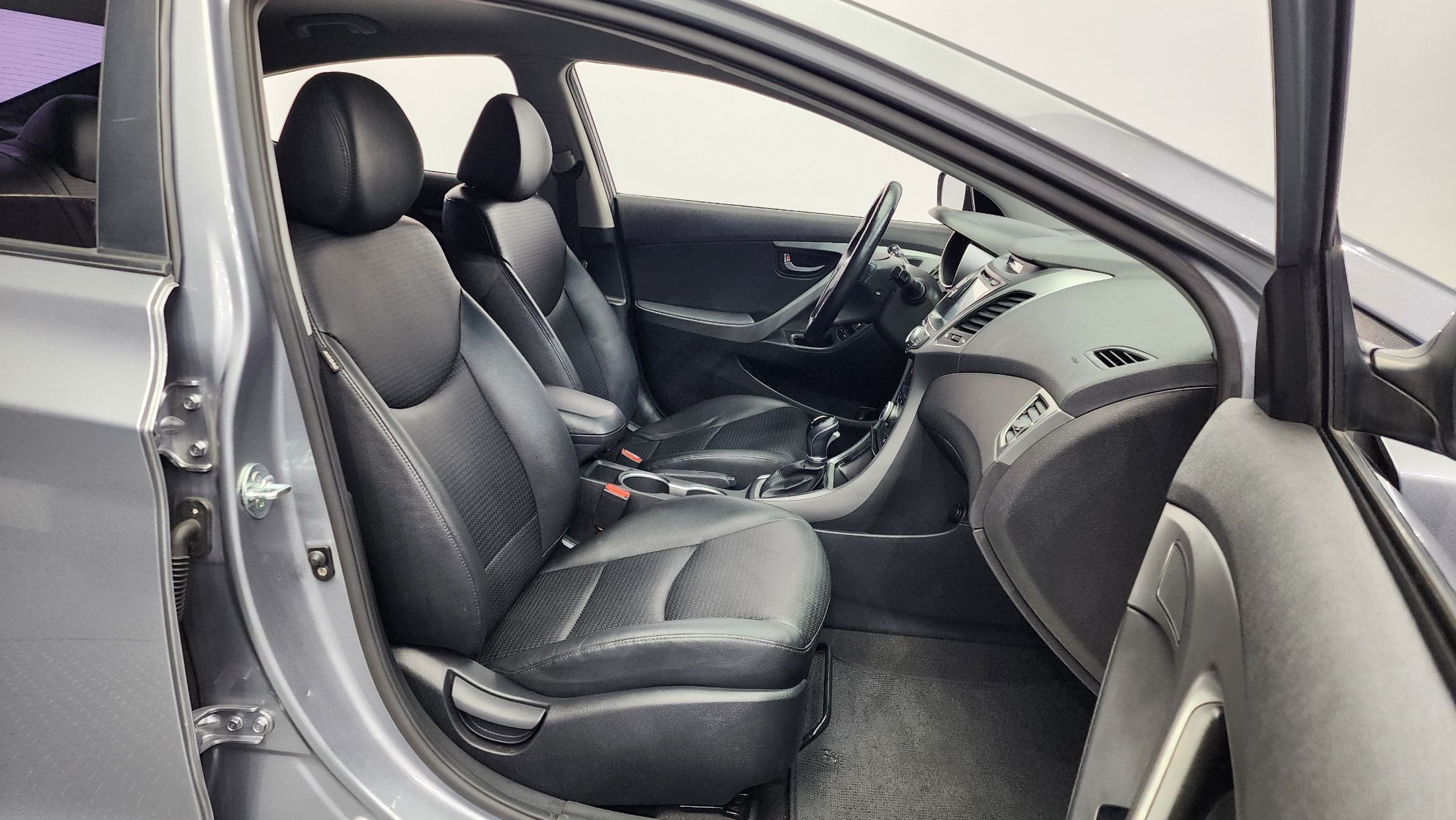 HYUNDAI AVANTE 2014