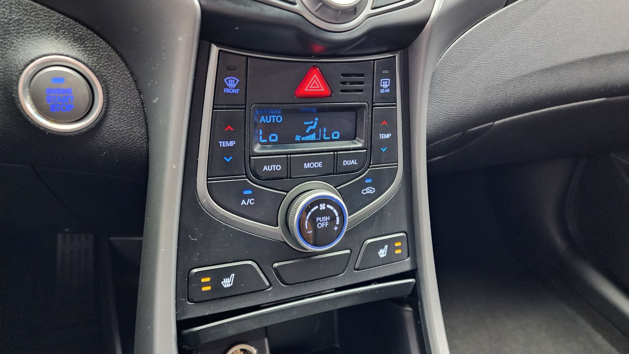 HYUNDAI AVANTE 2014