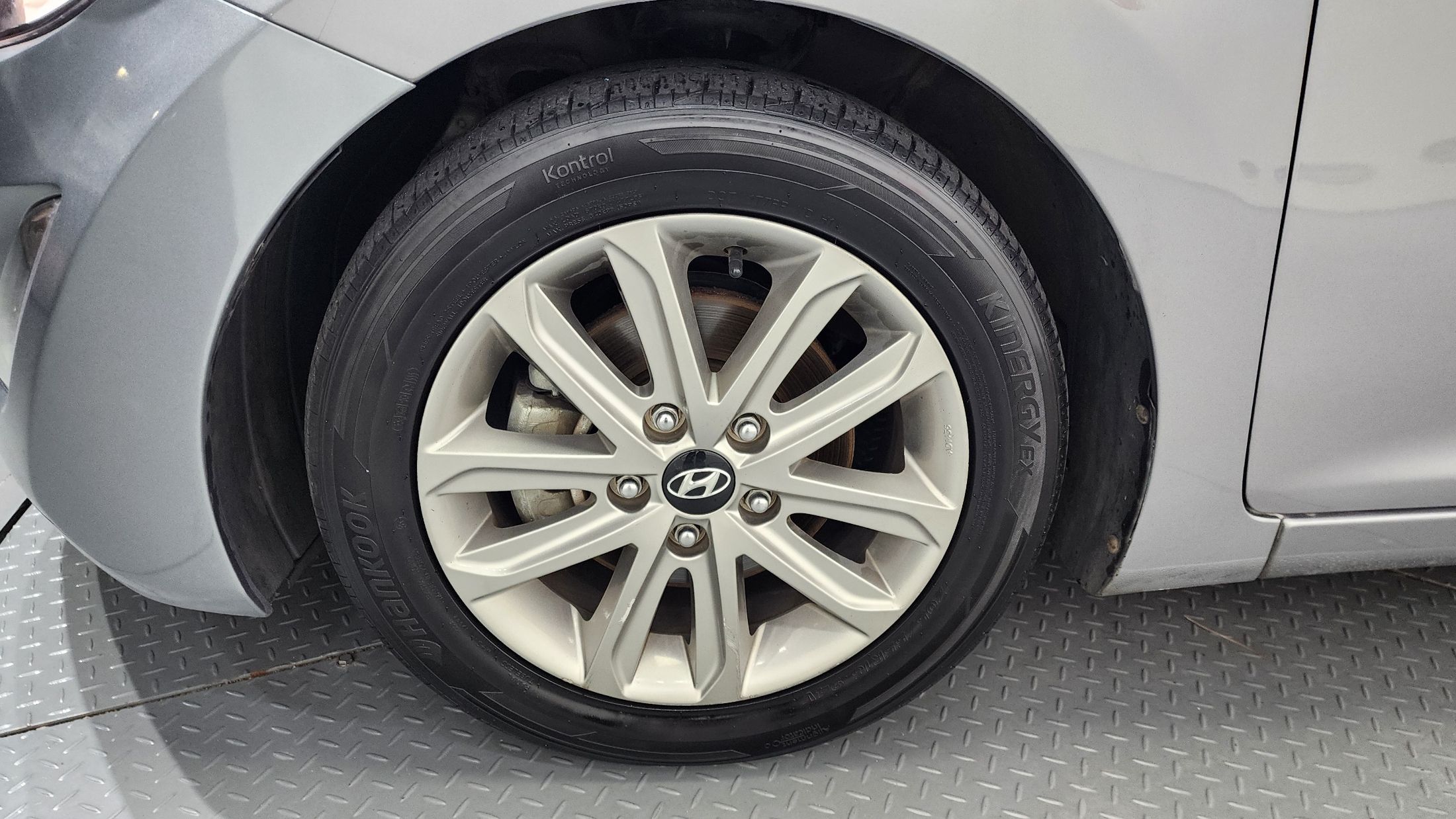 HYUNDAI AVANTE 2014