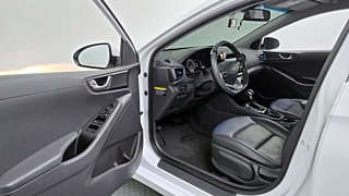 HYUNDAI IONIQ HYBRID 2019