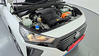 HYUNDAI IONIQ HYBRID 2019