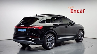 AUDI Q4 E-TRON F4 2025
