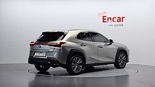 LEXUS UX250H 2022