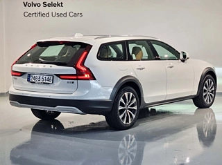 Заказать VOLVO V90 CROSS COUNTRY