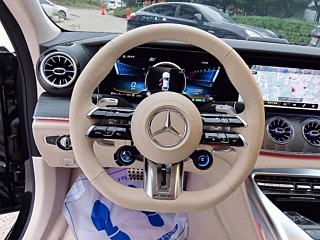 MERCEDES BENZ AMG GT 2022