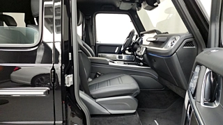 MERCEDES BENZ G-CLASS W465  G580 EQ 2025