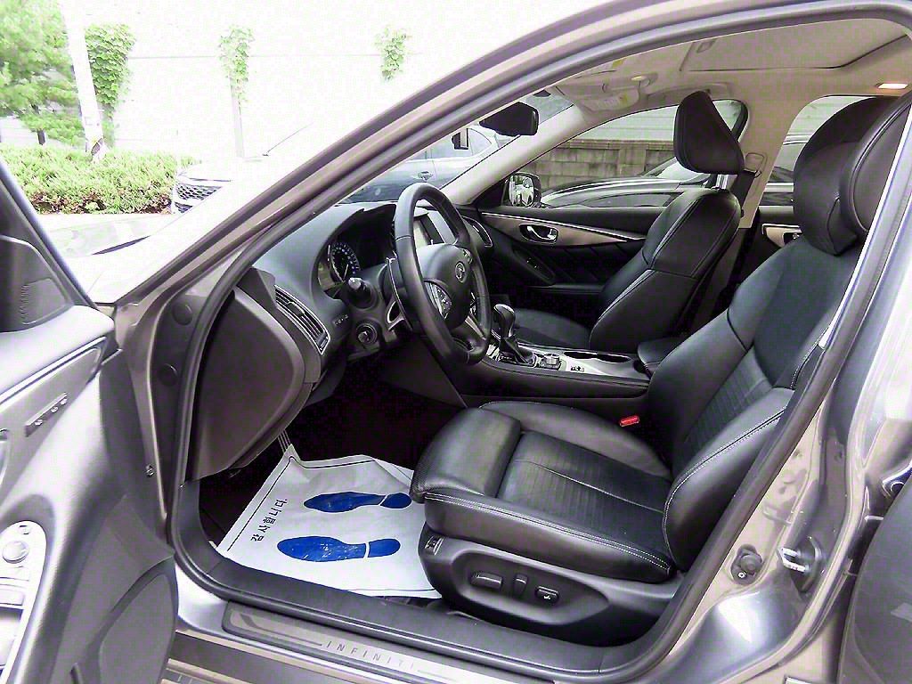INFINITI Q50 2016