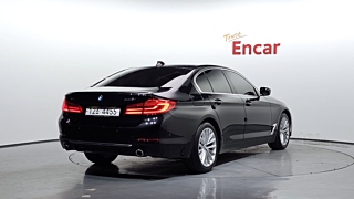 BMW 5-SERIES G30 2019