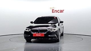 BMW 5-SERIES G30 2019