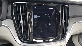 VOLVO S60 2021